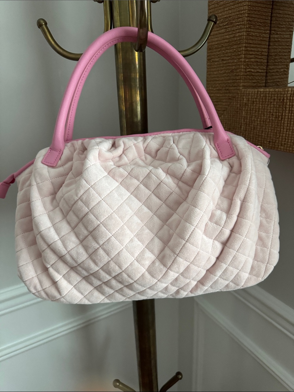 Juicy Couture Light Pink Quilted Satchel with Bow - Picture 3 of 5